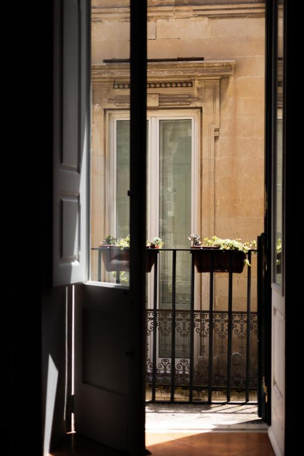 Palazzo Della Contessa - Suites & Breakfast Lecce Eksteriør billede