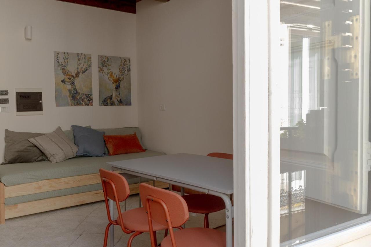 Palazzo Della Contessa - Suites & Breakfast Lecce Eksteriør billede