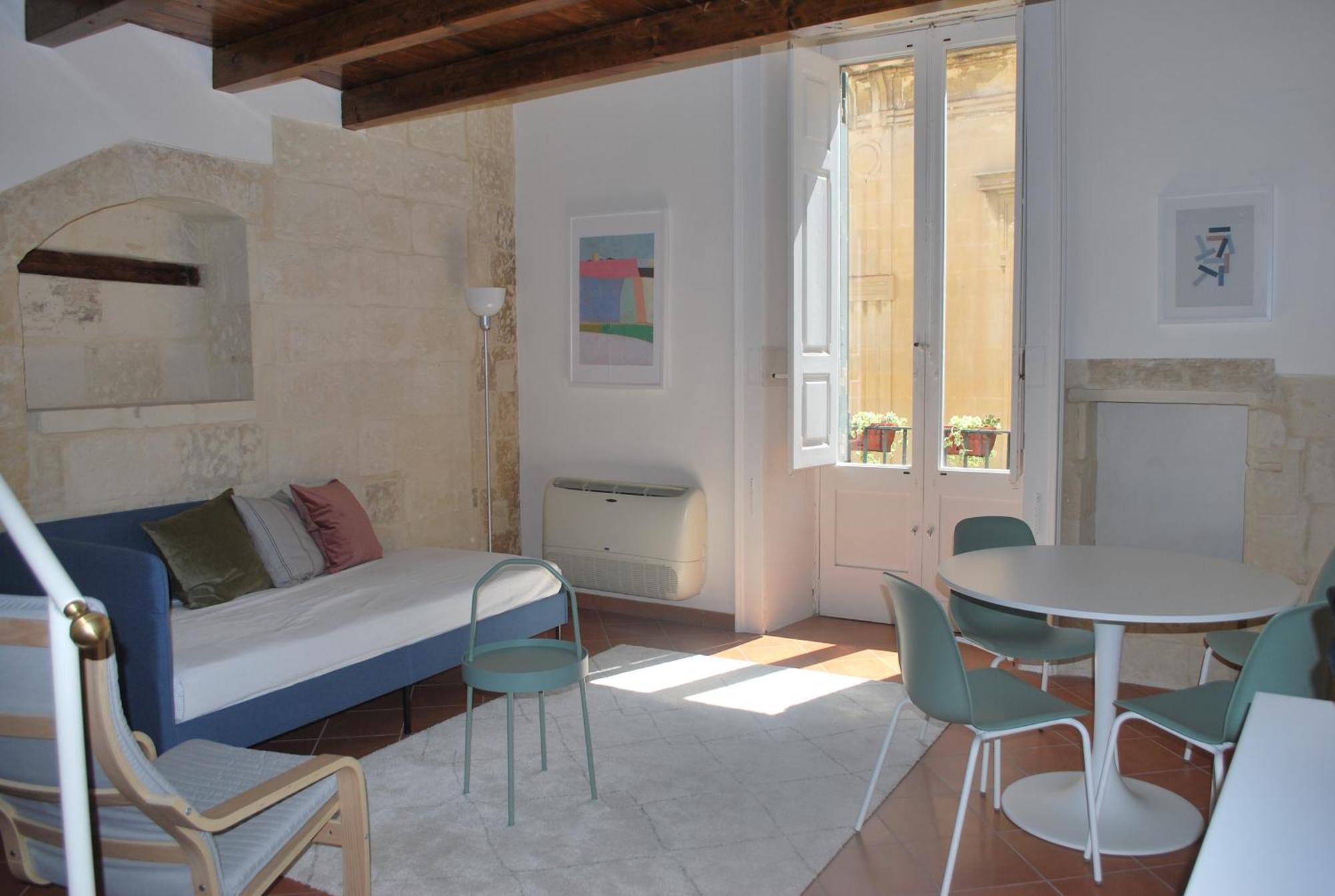 Palazzo Della Contessa - Suites & Breakfast Lecce Eksteriør billede