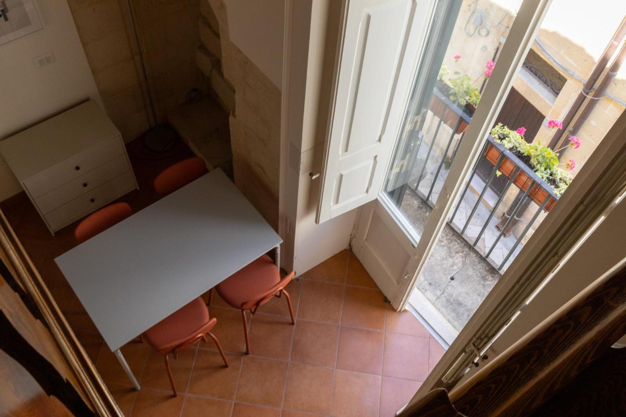 Palazzo Della Contessa - Suites & Breakfast Lecce Eksteriør billede